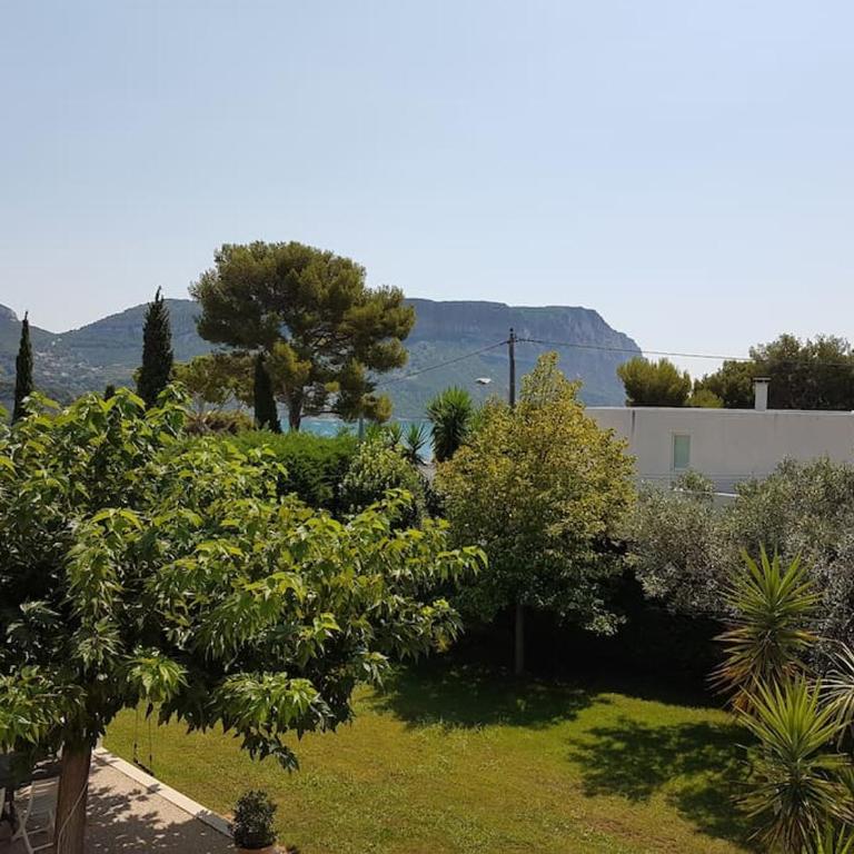 Cassis Presqu'Ile Calanques 2 pièces neuf, 50 m2 - Appartement 1 Chambre - 14