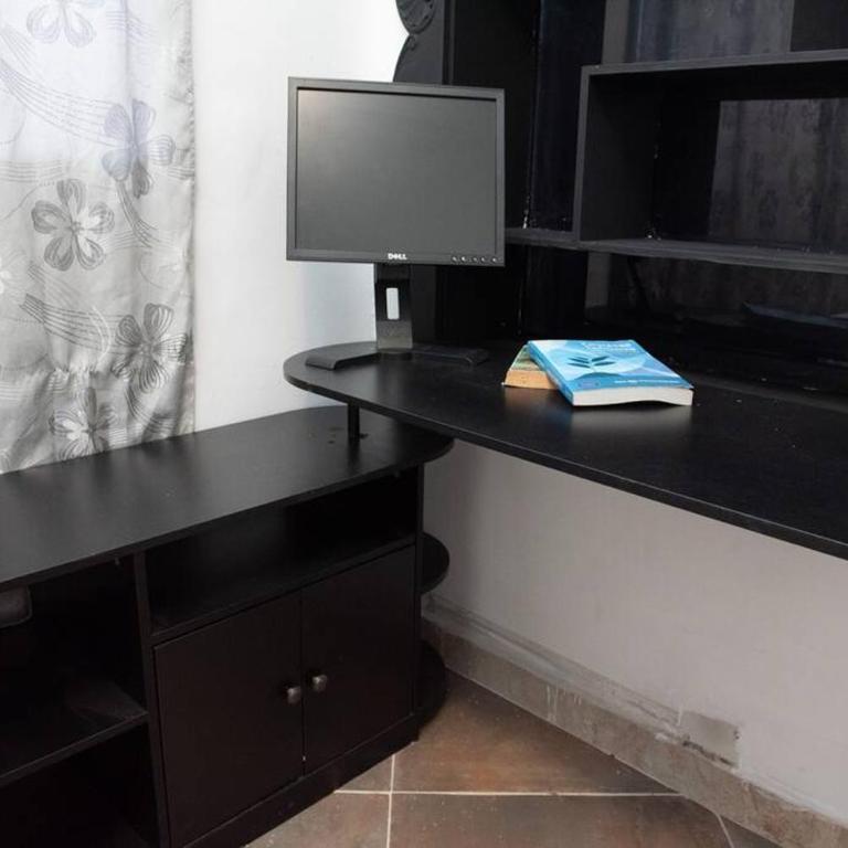 Pleasant House 20 People In Laureles - Apartamento - 49