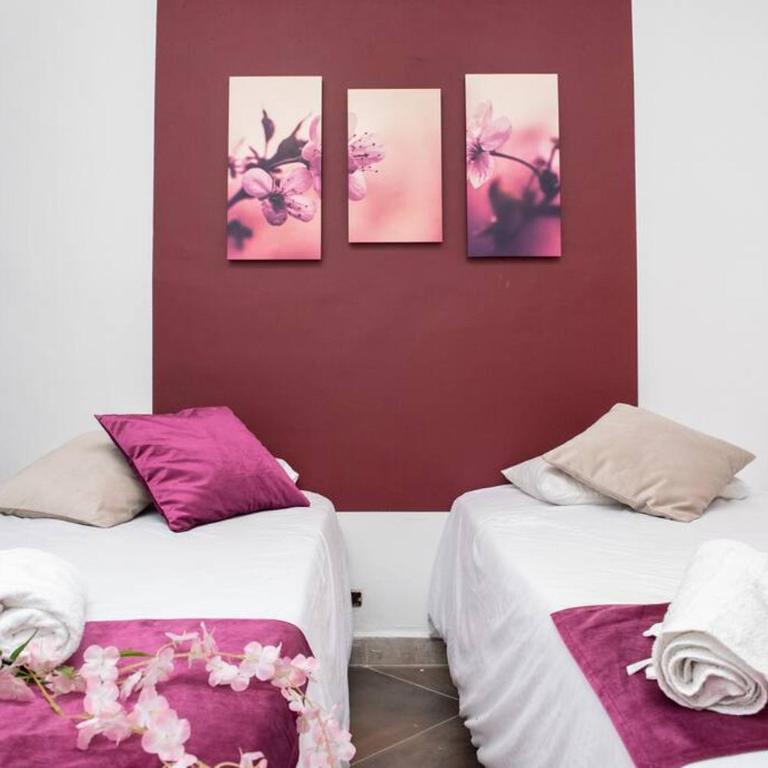 Pleasant House 20 People In Laureles - Apartamento - 51