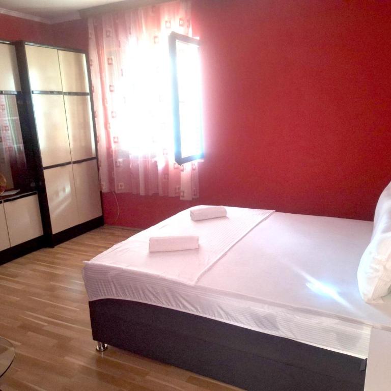 Stan Apatman Mirela - Two-Bedroom Apartment with Terrace and Sea View - 7