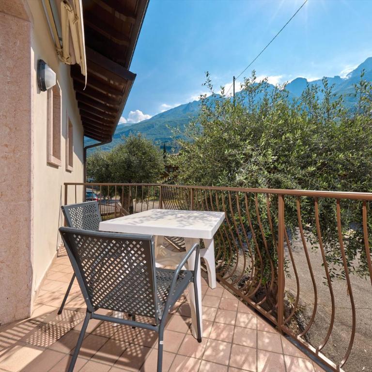 Locanda Bellavista food&rooms - Camera Matrimoniale/Doppia con Letti Singoli con Vista Montagna - 5