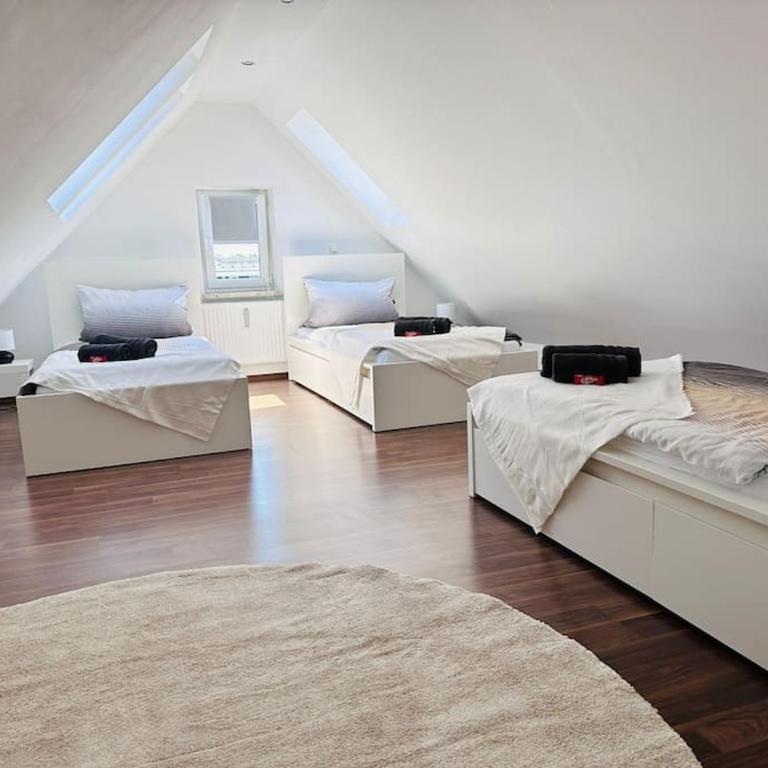 FeWo für 6 Personen WLAN Balkon Parken Stilvoll - Apartment mit 2 Schlafzimmern - 35