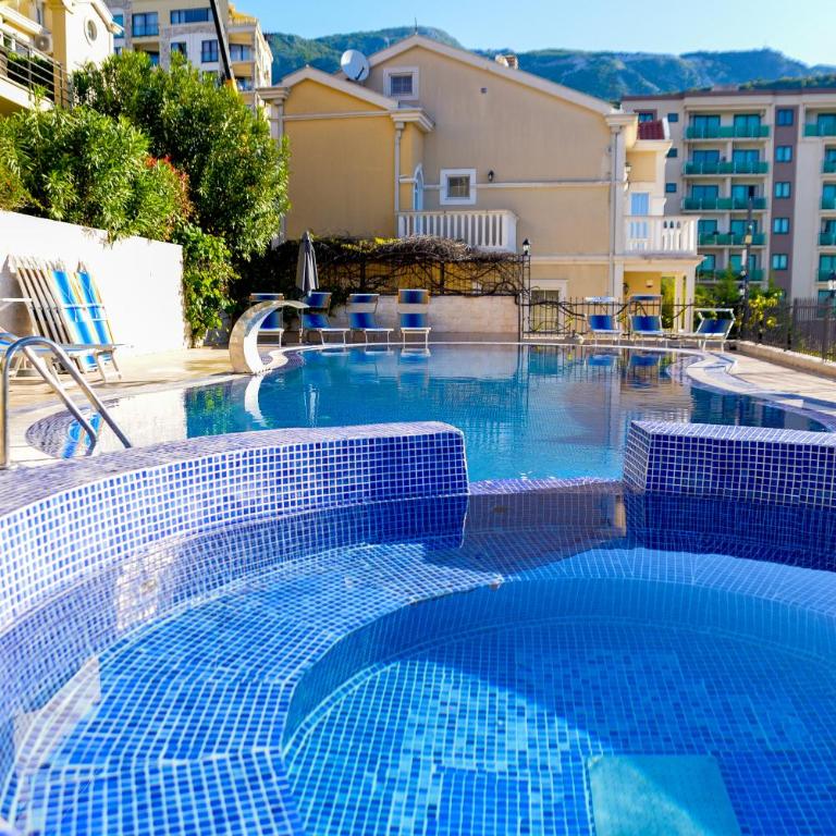 The Sun & Sea Apartment - Two-Bedroom Apartment - 29