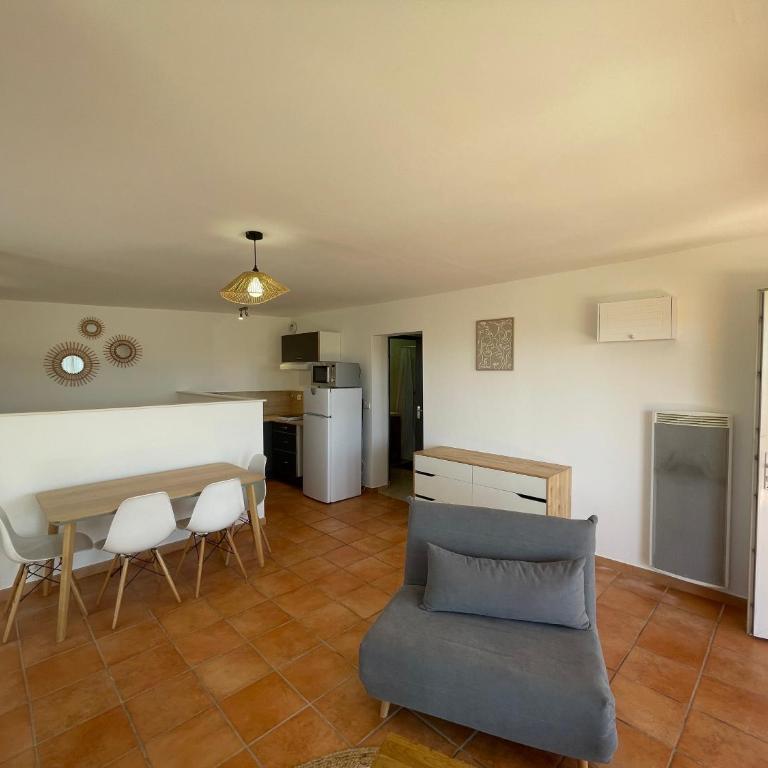 Maisonnette calme vue collines - Maison 1 Chambre - 8