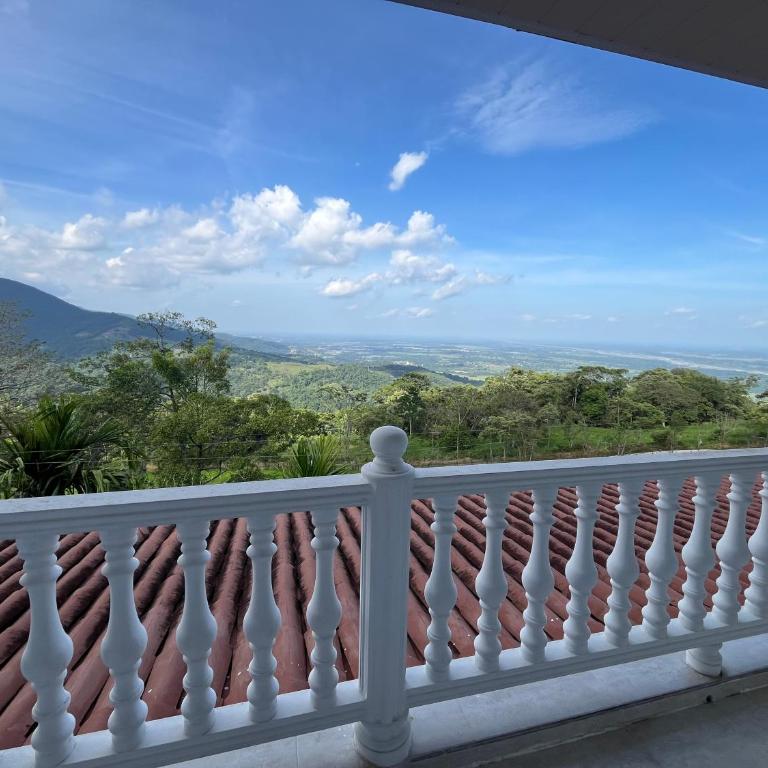 Mirador El paraiso glamping - Family Room with Balcony - 11