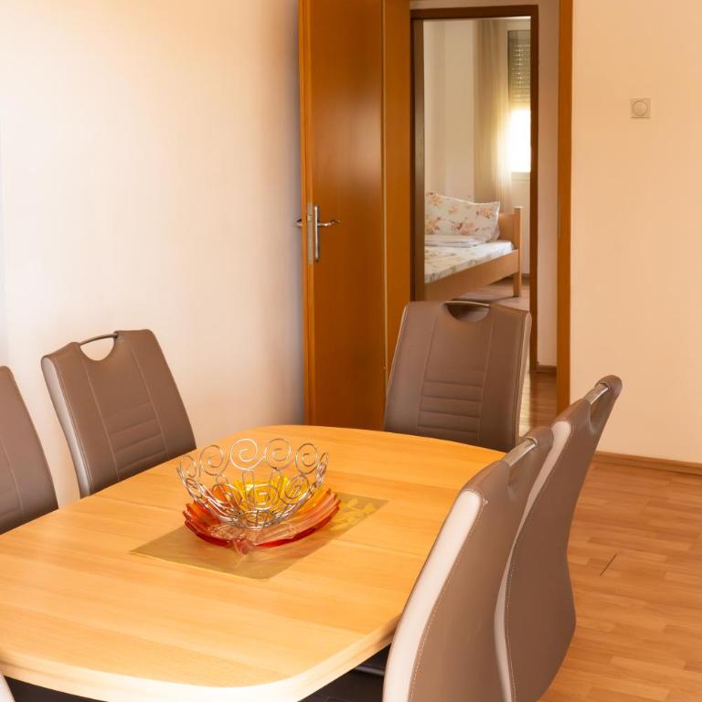 Solaris Summer Resort Apartments - Apartman sa 3 Spavaće Sobe i Balkonom - 1