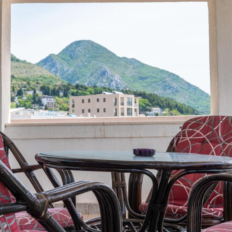 Solaris Summer Resort Apartments - Three-Bedroom Premium Apartment with Balcony - 1