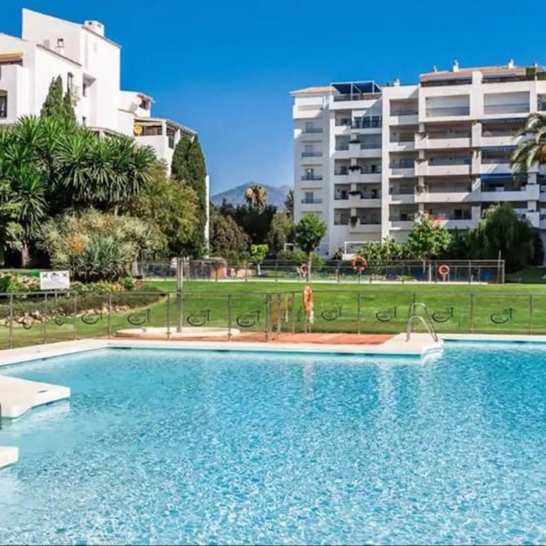 Beautiful 2 bedrooms apartment in Puerto Banus - Apartamento de 2 dormitorios - 12