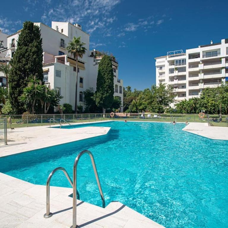 Beautiful 2 bedrooms apartment in Puerto Banus - Apartamento de 2 dormitorios - 19
