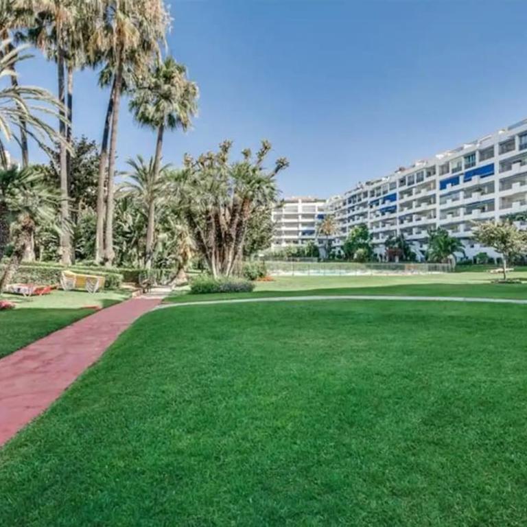 Beautiful 2 bedrooms apartment in Puerto Banus - Apartamento de 2 dormitorios - 24