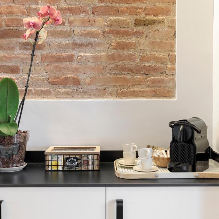 Poble Sec Charming Apartment - Apartment with Balcony - 12