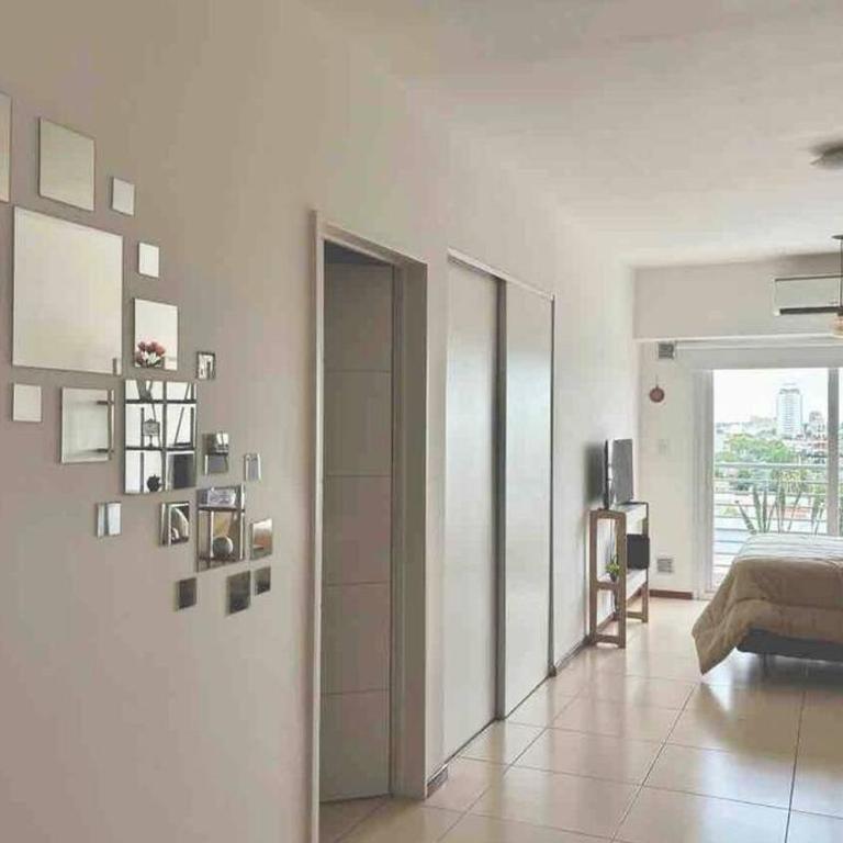 Vistoso departamento c/balcón - Apartamento de 1 dormitorio - 1