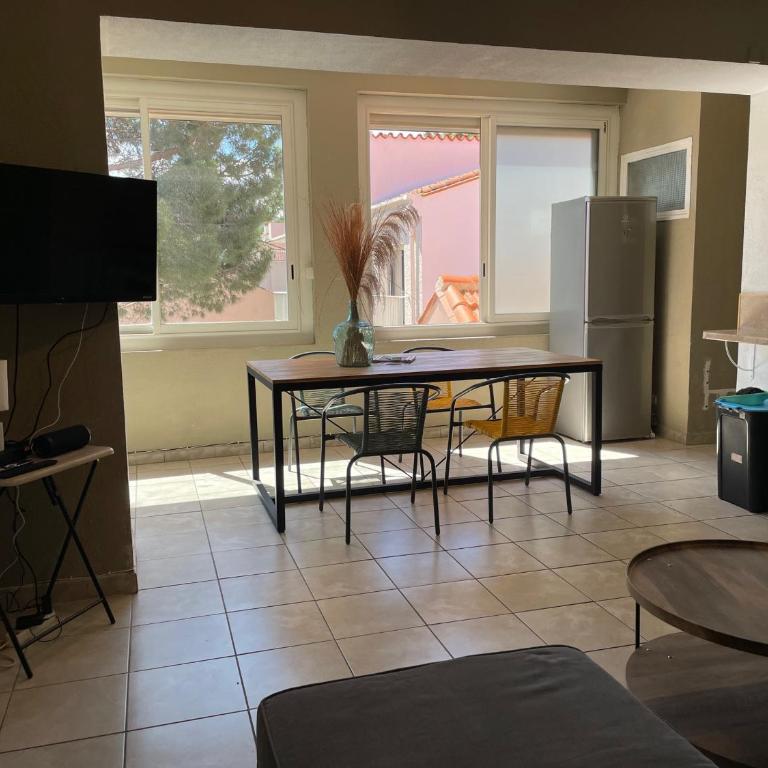 Argelès - T2 proche mer, 4 pers, wifi, clim - FR-1-309-447 - Apartment - 11