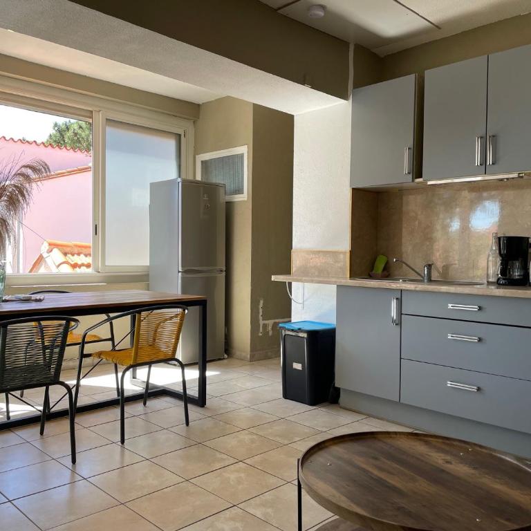 Argelès - T2 proche mer, 4 pers, wifi, clim - FR-1-309-447 - Apartment - 12