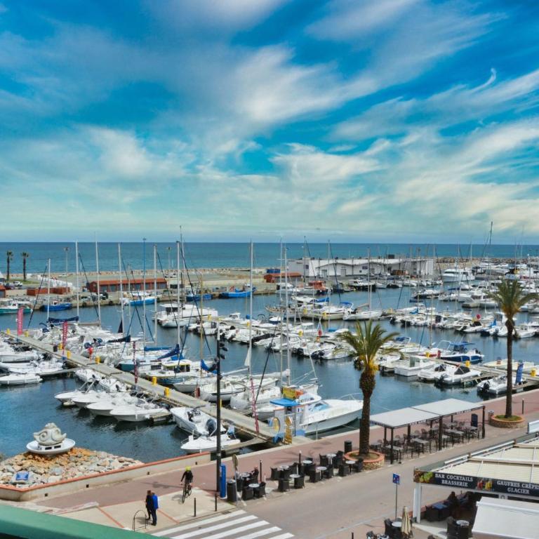 Lovely 51 m with harbour view - Apartment - 1