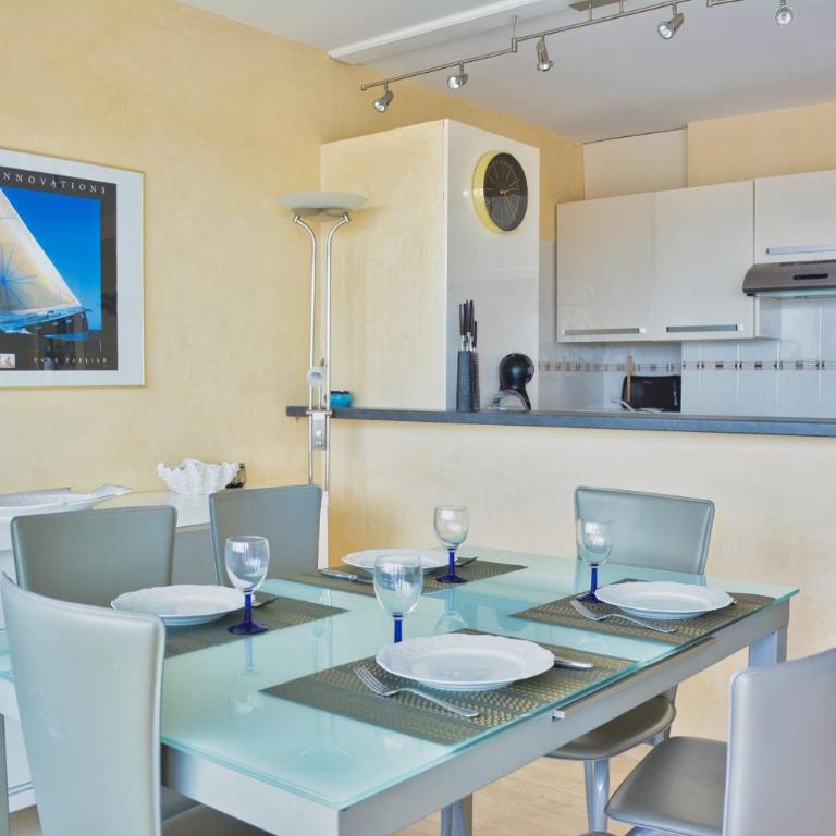 Lovely 51 m with harbour view - Apartment - 4