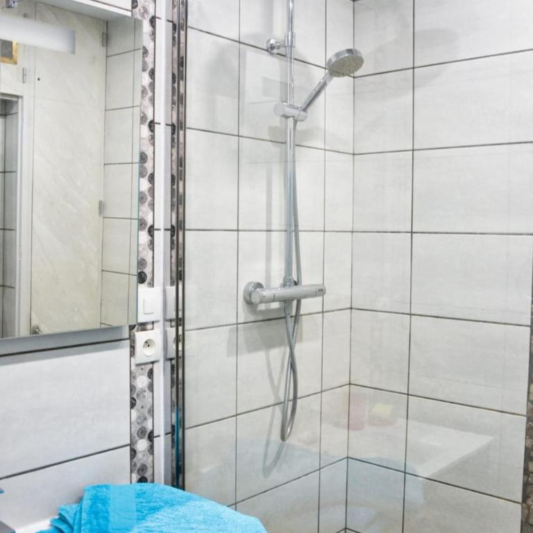 Lovely 51 m with harbour view - Apartment - 9
