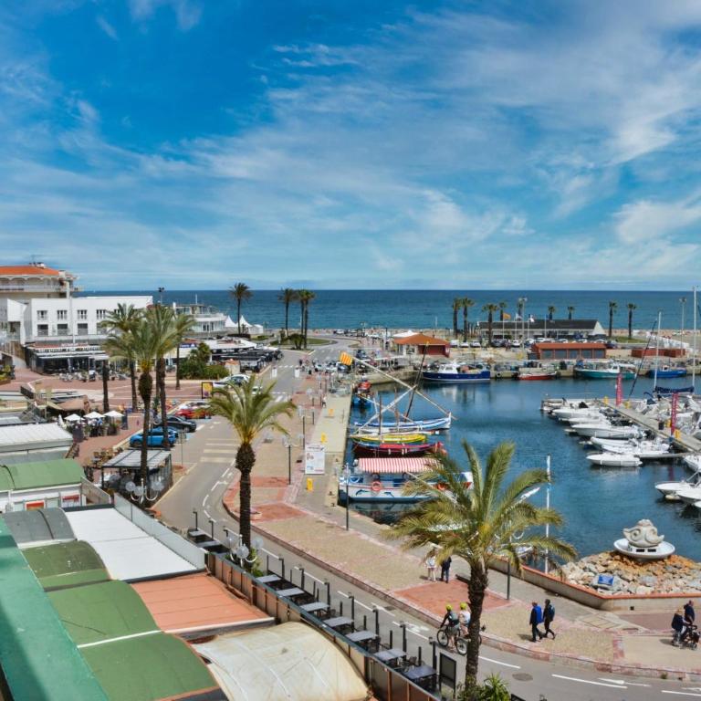 Lovely 51 m with harbour view - Apartment - 13