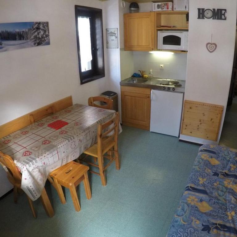 Studio 4 pers avec balcon, animaux et parking - FR-1-676-81 - Studio - 1