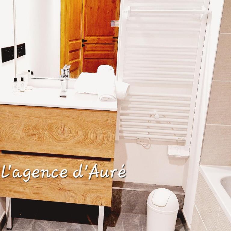 Appartement 8 pers, 86m², à 50m des pistes et commerces à Montalbert, parking et wifi inclus - FR-1-755-14 - Apartamento - 6