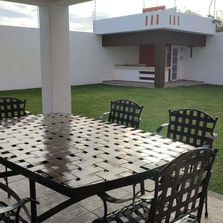 CASA MYAA, casa para noche, día, fin de semana, semana y mes - Casa de 4 dormitorios - 2