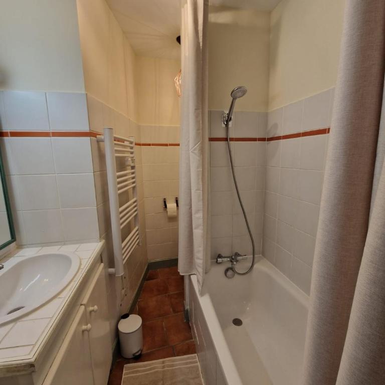 Le Logis Saint Roch - Appartement 2 Chambres - 16