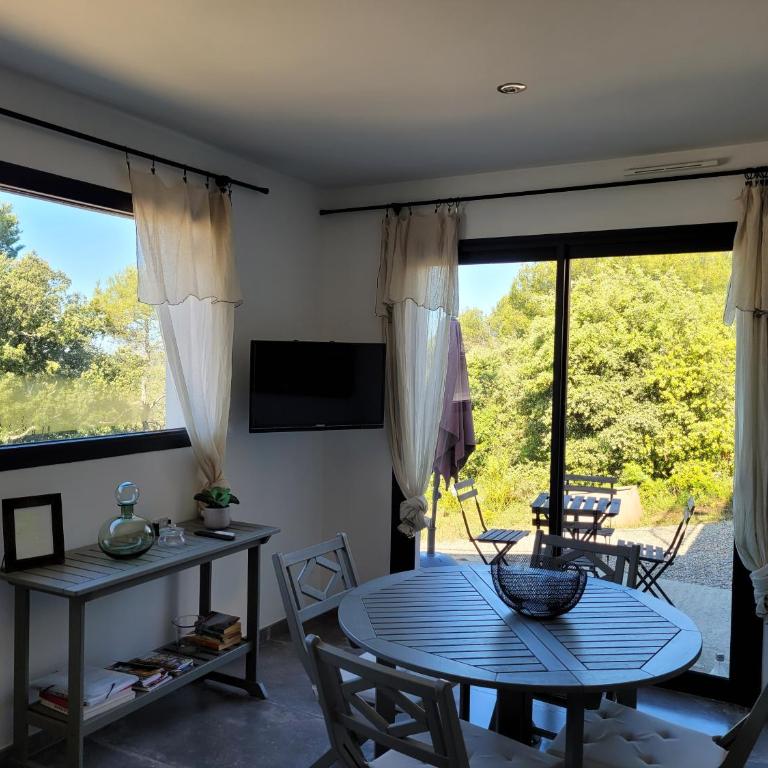 Gîte au pied du mont ventoux - Appartement 1 Chambre - 12