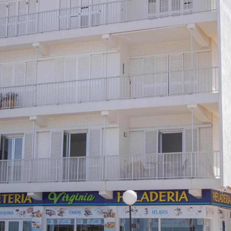 Precioso apartamento en 1º linea de la Playa de Gandía SOLO FAMILIAS - Apartamento de 3 dormitorios - 6