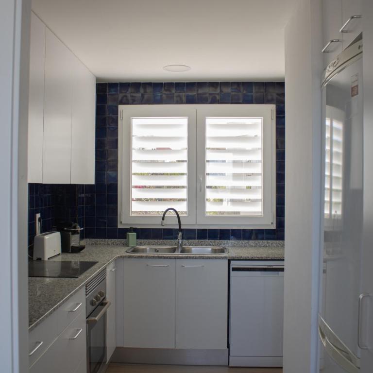 Precioso apartamento en 1º linea de la Playa de Gandía SOLO FAMILIAS - Apartamento de 3 dormitorios - 11