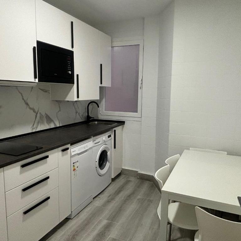 Céntrico apartamento reformado de dos habitaciones - Apartamento de 2 dormitorios - 4