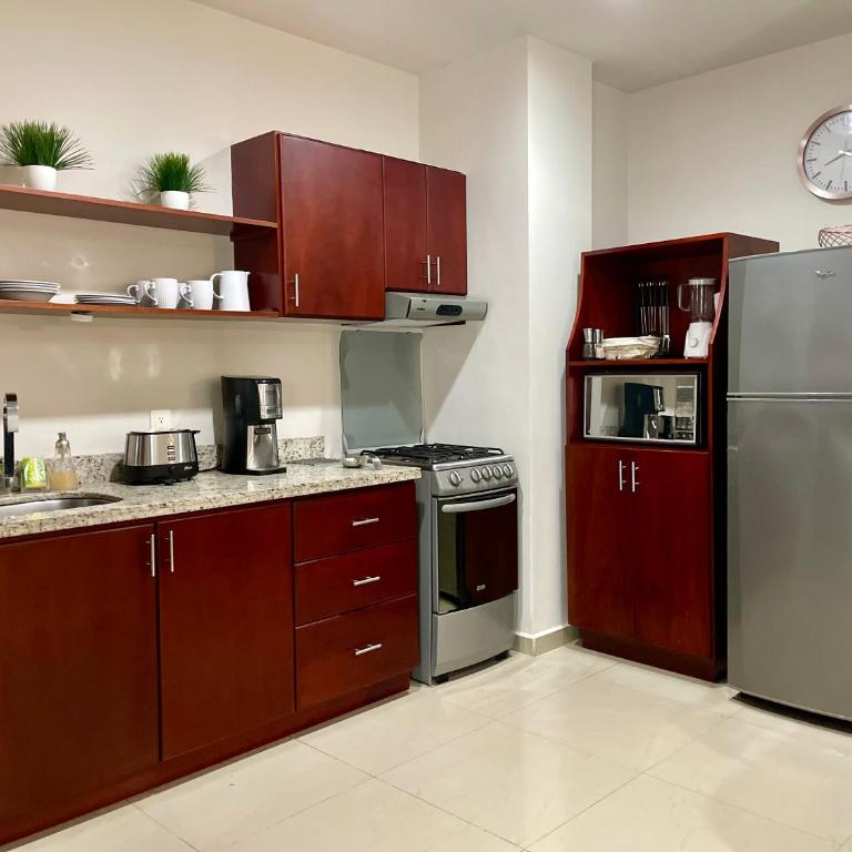 Charming Condo in Gaviotas Walk to Beach cafes, restaurants within Golden Zone - Vacation Home - 21