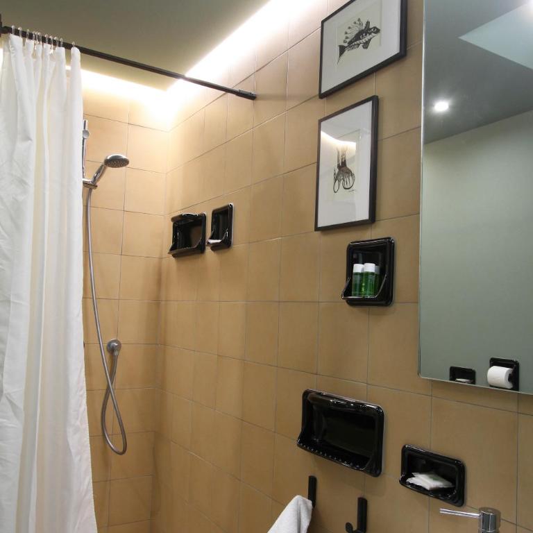 Tre Vie apARTment 80 - Two-Bedroom Apartment - 14