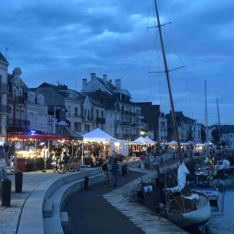3Très Beau logement, idéalement situé , Plages, Port & Vélo à Disp - Appartement 1 Chambre - 33