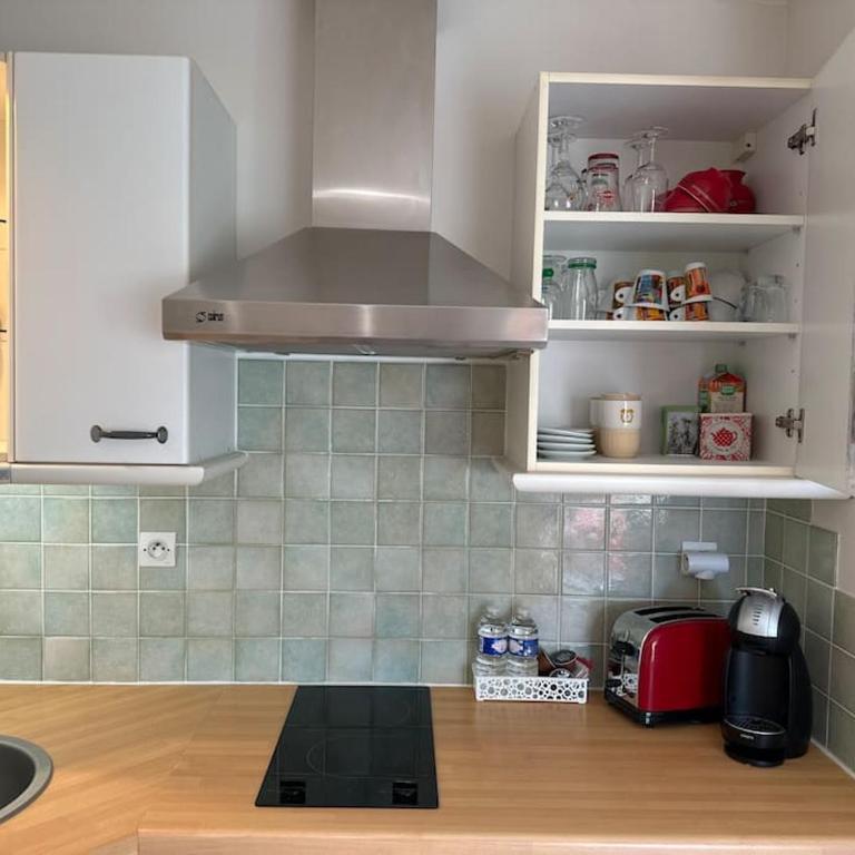 3Très Beau logement, idéalement situé , Plages, Port & Vélo à Disp - Appartement 1 Chambre - 17