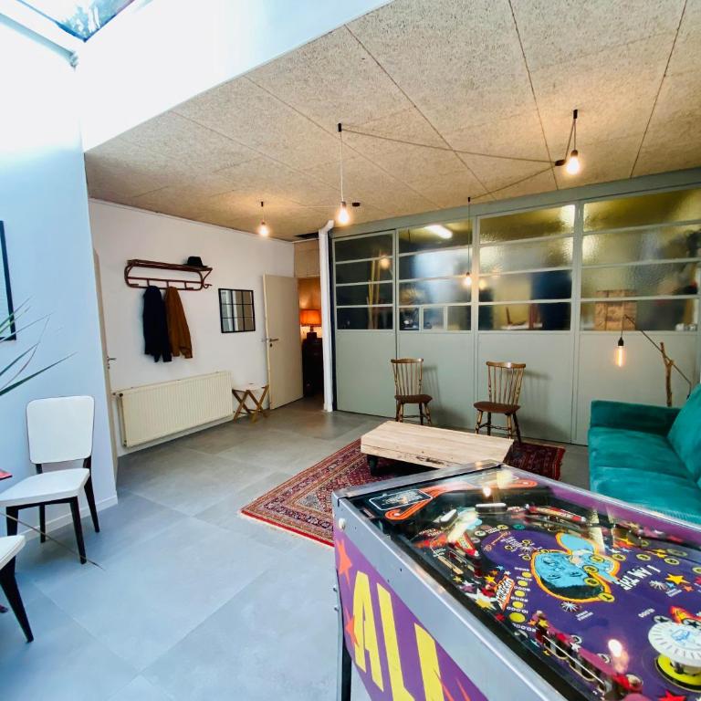Oasis Urbaine - Spacieux et calme avec patio - Appartement 1 Chambre - 6