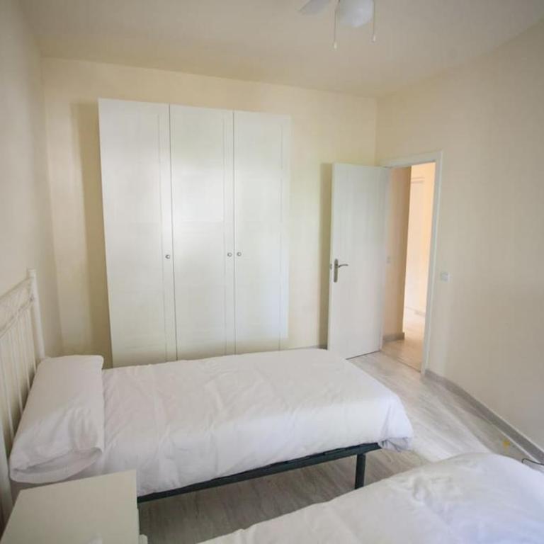 CASA EXCLUSIVA EL CANDADO MALAGA - Casa de 5 dormitorios - 3