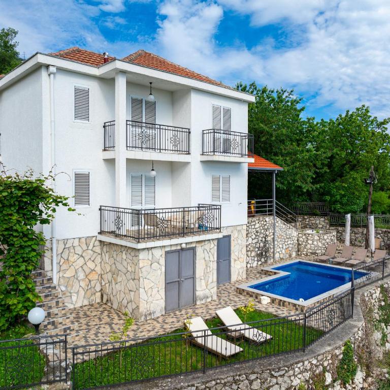 Villa Tranquila - Vila sa 3 Spavaće Sobe - 1