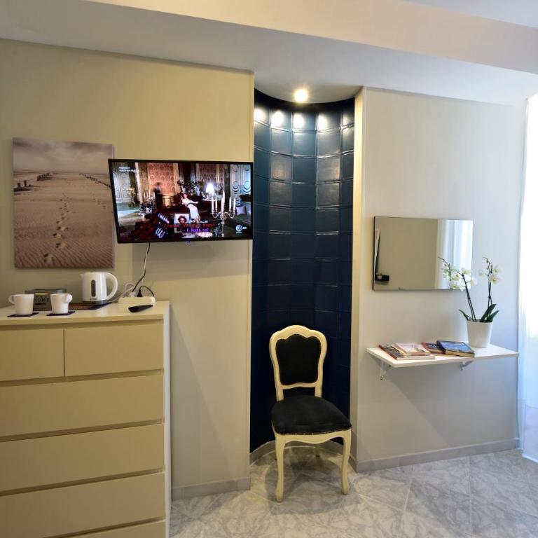 CiaoBari Apartment - Elegant 4 Bedrooms in the heart of Old Town - Appartamento con 4 Camere da Letto - 16