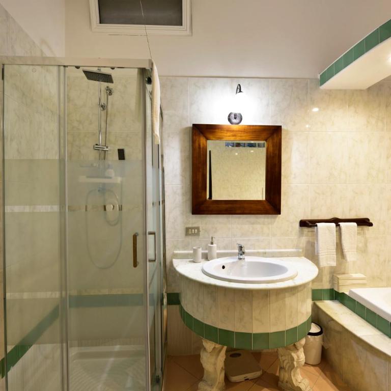 CiaoBari Apartment - Elegant 4 Bedrooms in the heart of Old Town - Appartamento con 4 Camere da Letto - 24