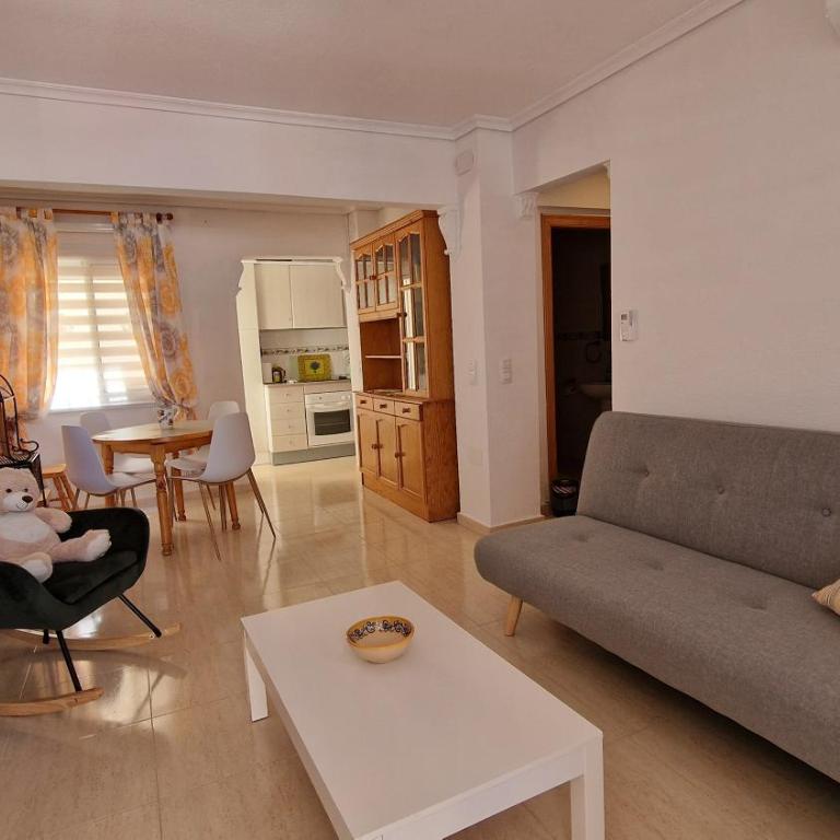 PepeCasa - Two-Bedroom House - 15