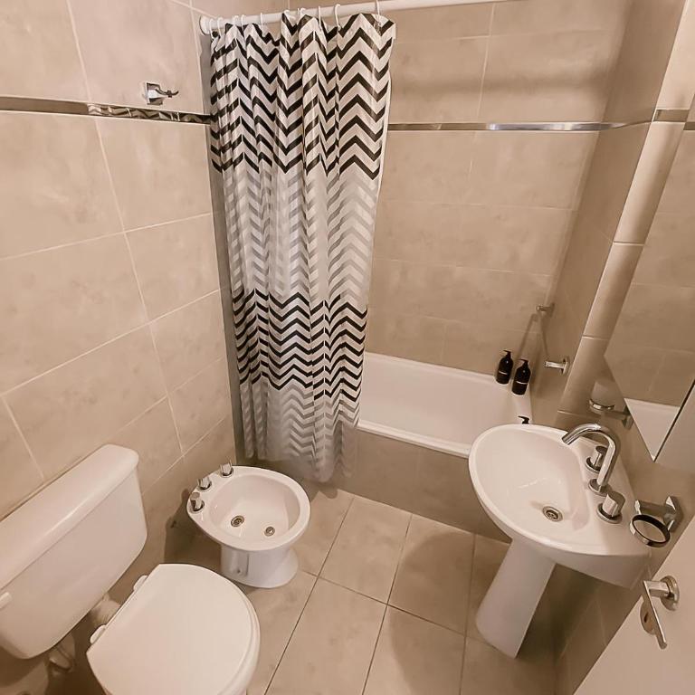 excelente ubicación! Con cochera - Apartamento de 1 dormitorio - 18