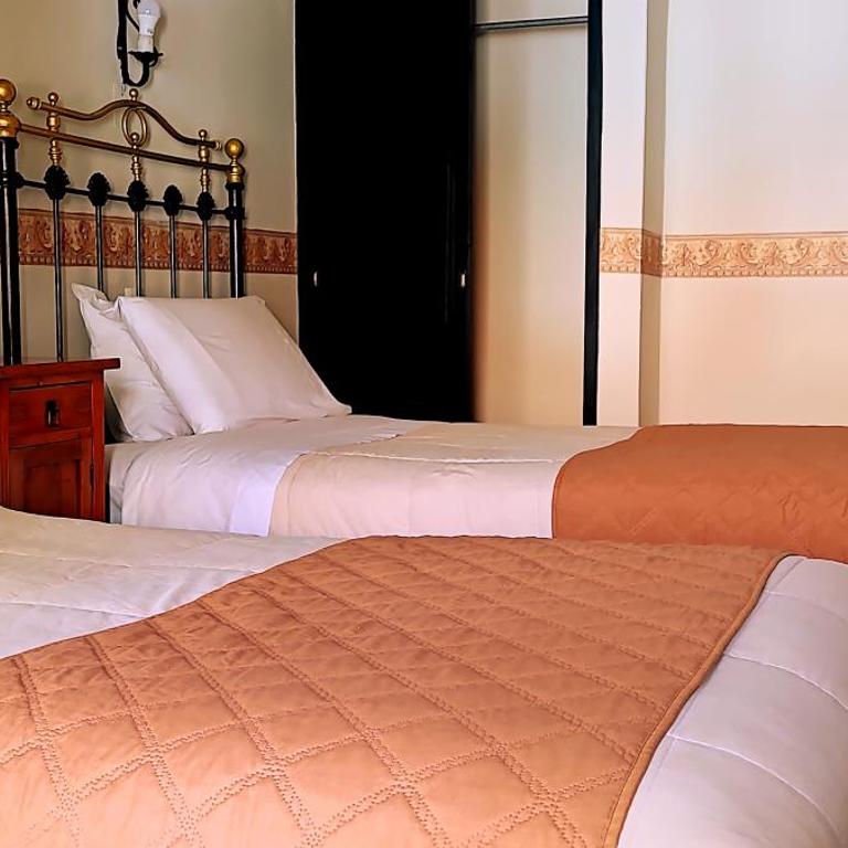 Hostal Colonial Potosi - Habitación Doble - 2 camas - 6