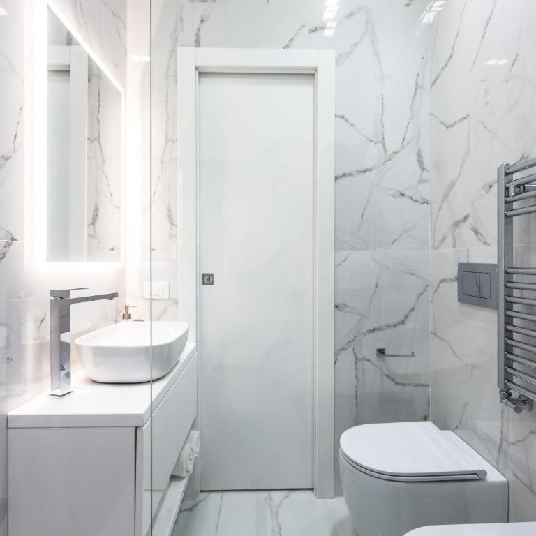 Alissa Suite - Camera Matrimoniale con Bagno Privato - 5