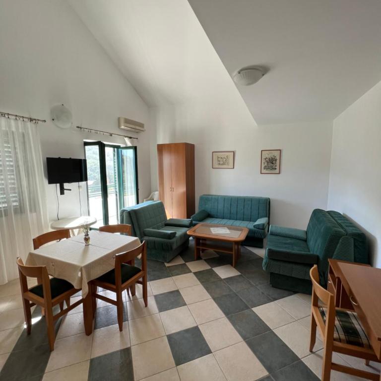 Renome - Deluxe Apartment - 1