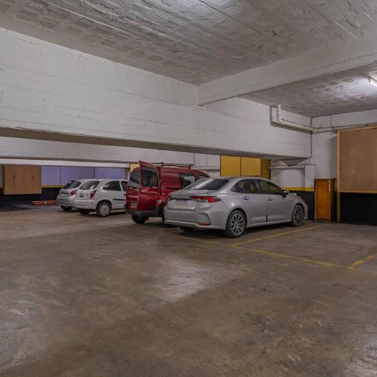 Las Toscas - Three-Bedroom Apartment - 3