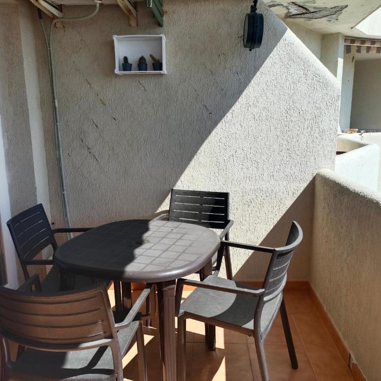 Benalbeach con vistas en primera linea de playa - One-Bedroom Apartment - 12