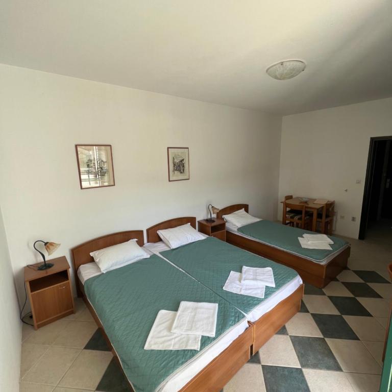Renome - Studio-Apartment - 8