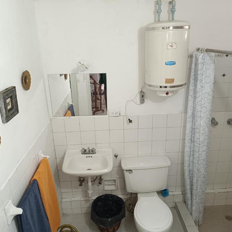 Anexos en El Marqués - Habitación Doble con balcón - 14