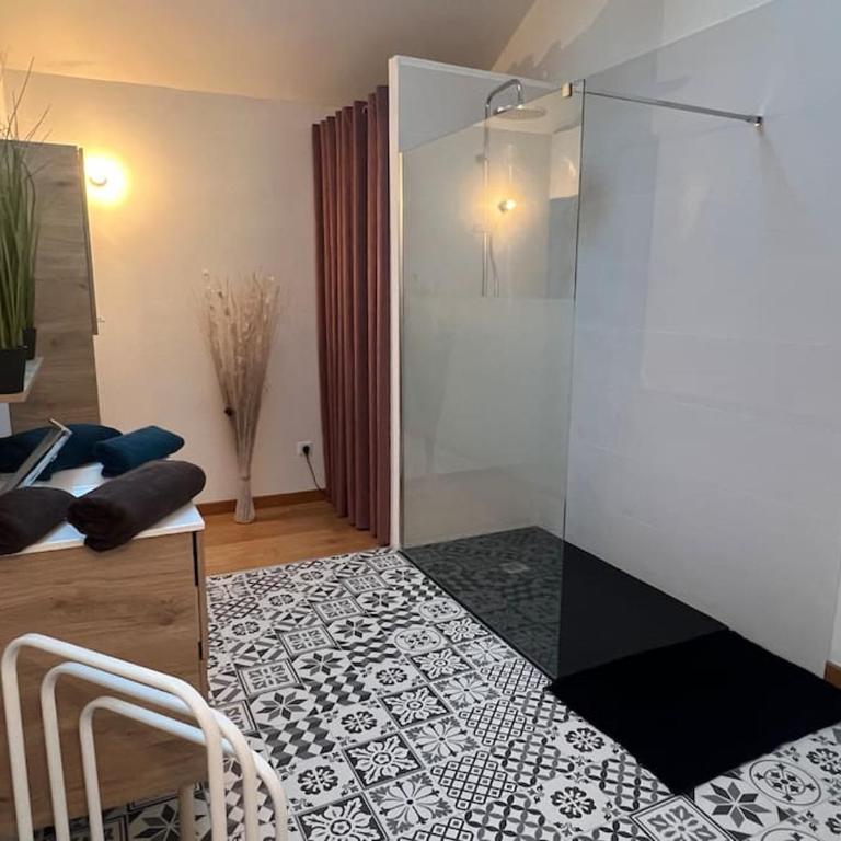 5 mn Vienne, confort et calme à la campagne - Appartement 1 Chambre - 12