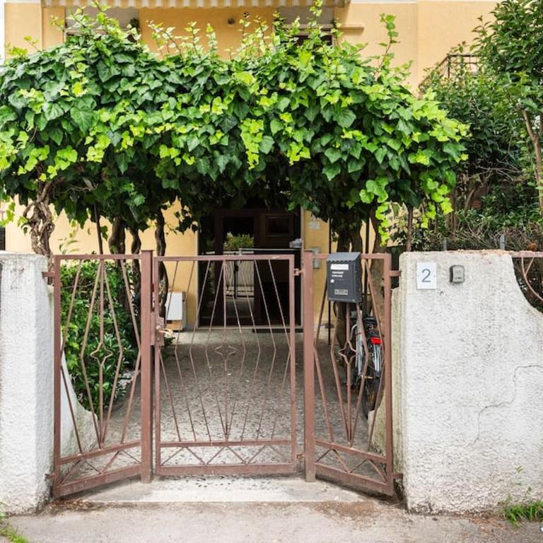 Host in Italy - 200m from the sea, beach place included - Appartamento con 1 Camera da Letto - 4